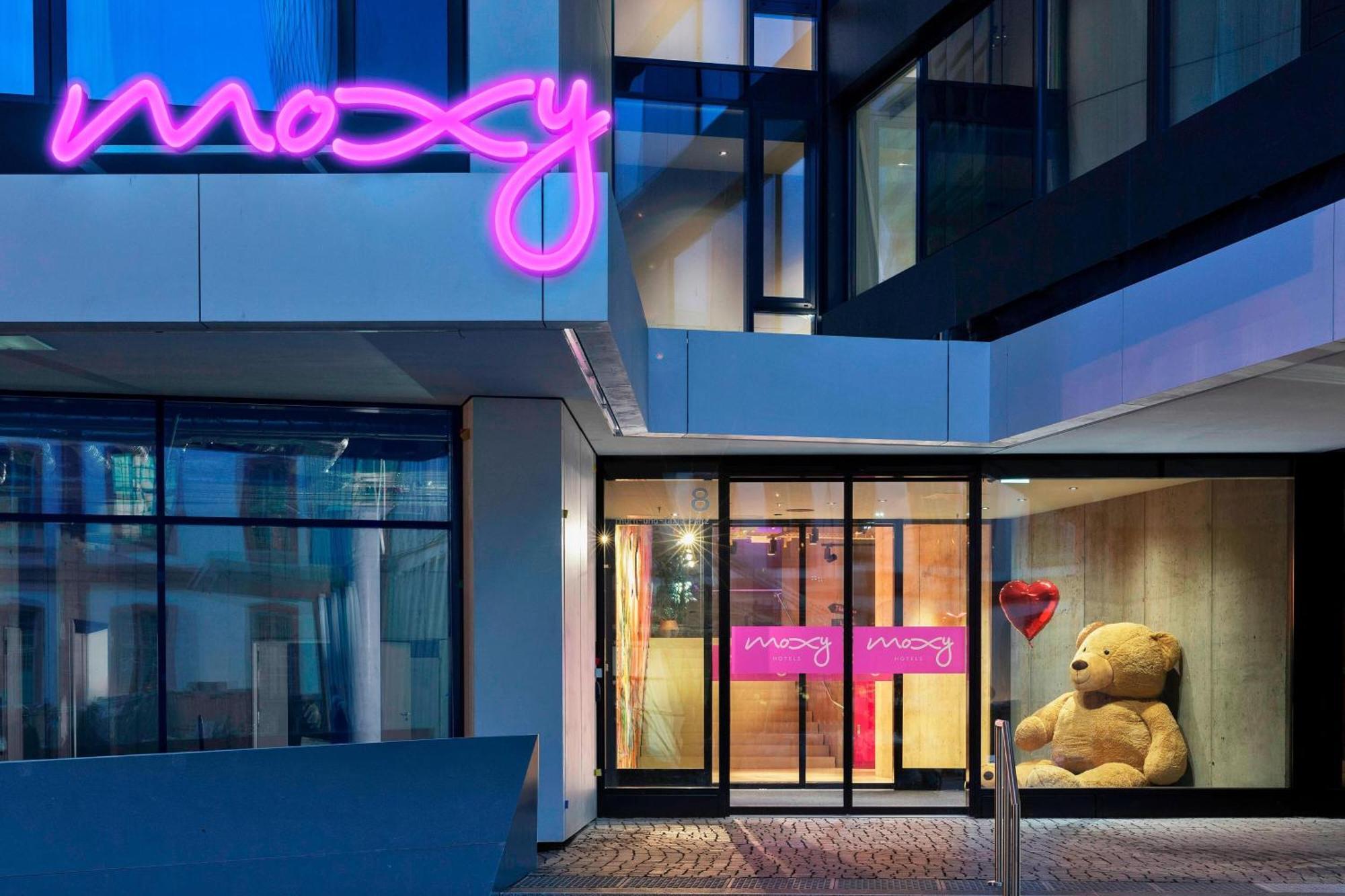 Moxy Frankfurt City Center Frankfurt am Main Exterior photo