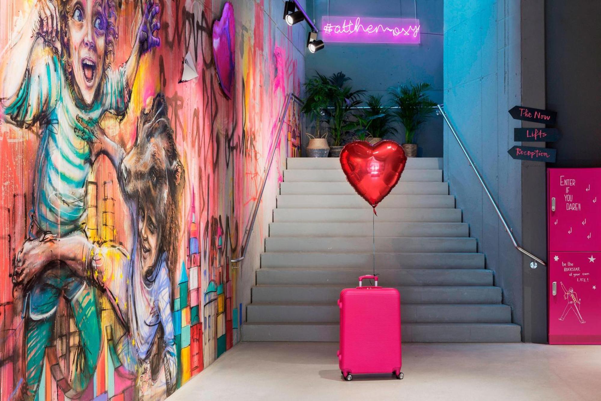 Moxy Frankfurt City Center Frankfurt am Main Exterior photo