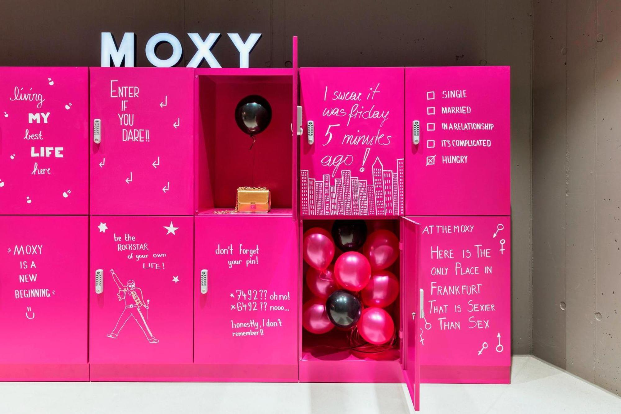 Moxy Frankfurt City Center Frankfurt am Main Exterior photo